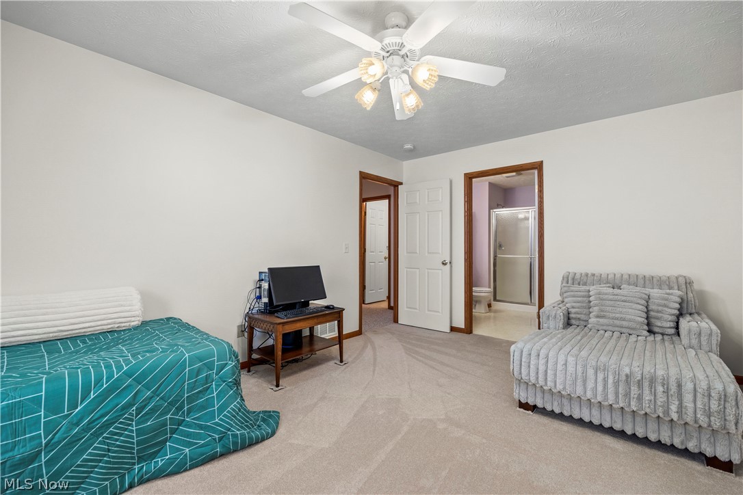 Heatherwood Condo - Residential