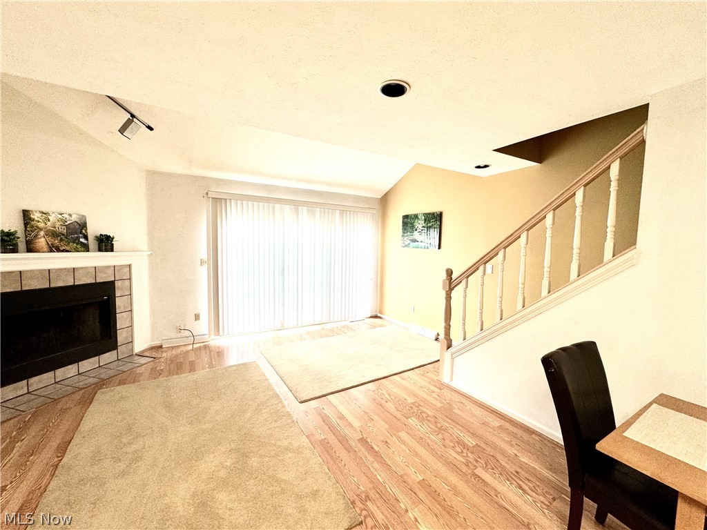 Cross Creek Condo - Residential