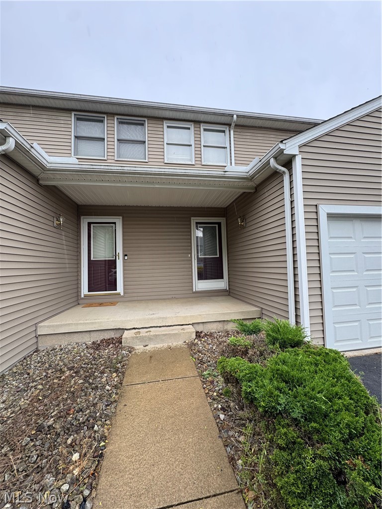 Cross Creek Condo - Residential