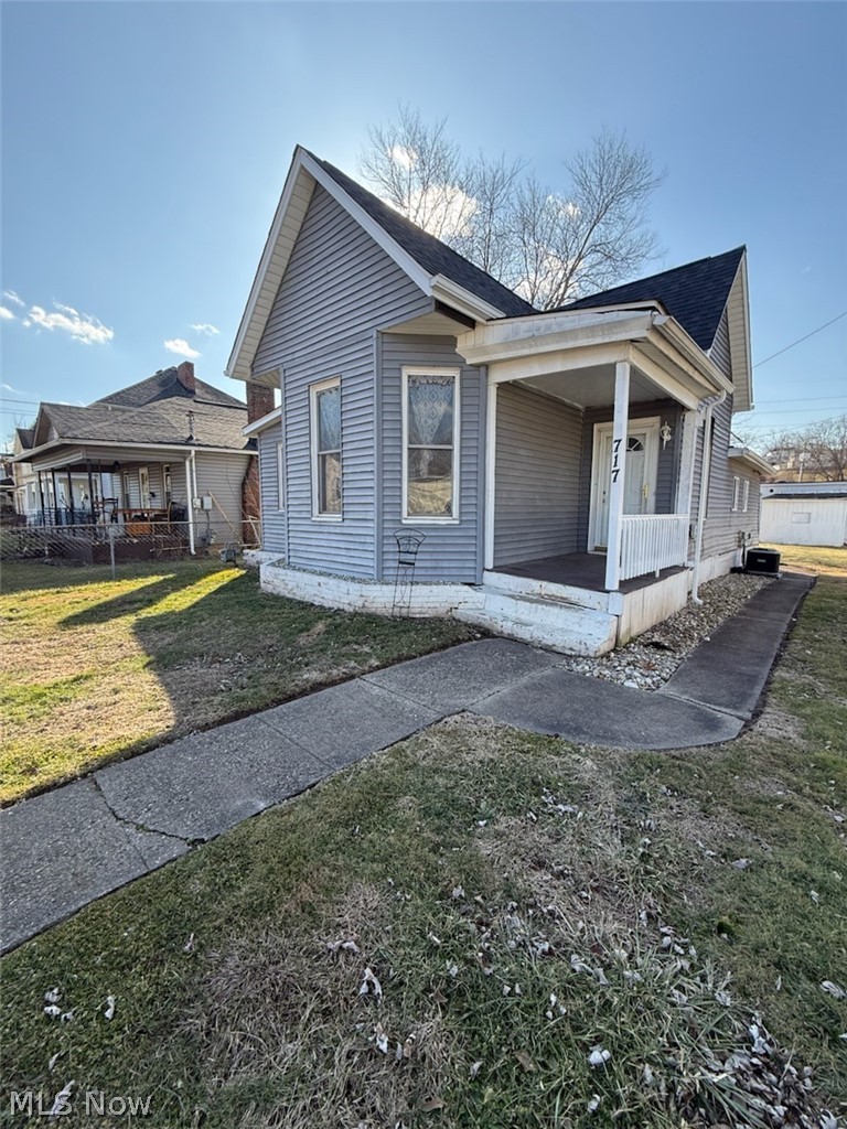a newly renovated 2-bedroom, 1-bath single-family home offering fresh updates and comfortable living throughout. This home features a functional layout with modern finishes, washer and dryer hookups for added convenience, and a fully fenced-in yard perfect for outdoor enjoyment. Pets are welcome with owner approval and applicable fees. Conveniently located near local amenities, this home is ready for its next tenant. All applicants are subject to credit and background check.