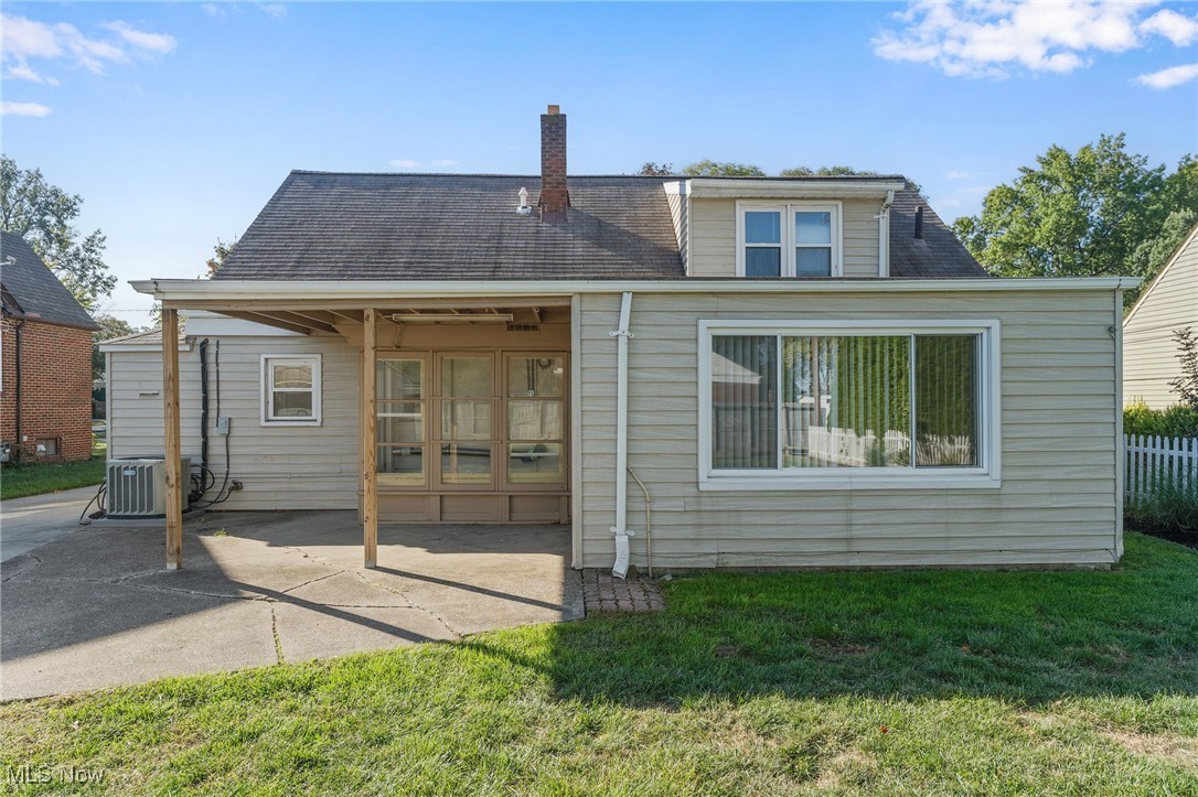 Fournier Bungalow - Residential