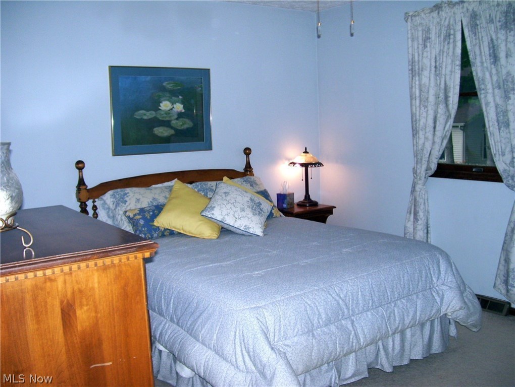 Heatherwood Knolls - Residential