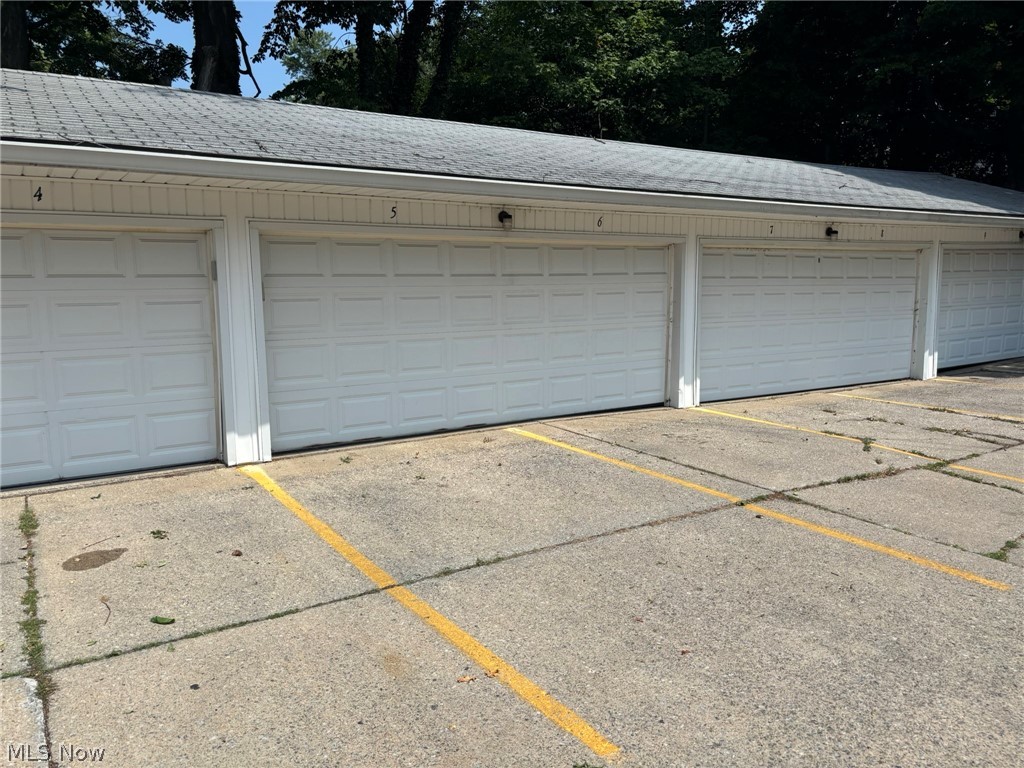 Meadowlawn Condo - Residential
