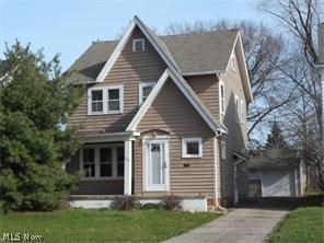 3 Bedroom 1 Bath Colonial  12 month lease,First months Rent and security deposit required.Immediate occupancy.
