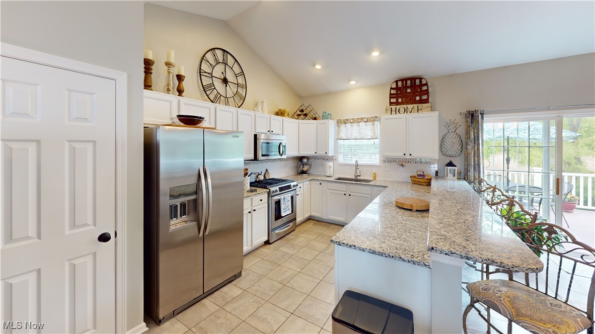 Overlook Condo/Pleasant Lakes - Residential
