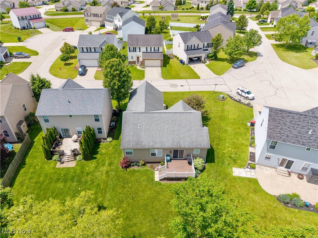 Overlook Condo/Pleasant Lakes - Residential