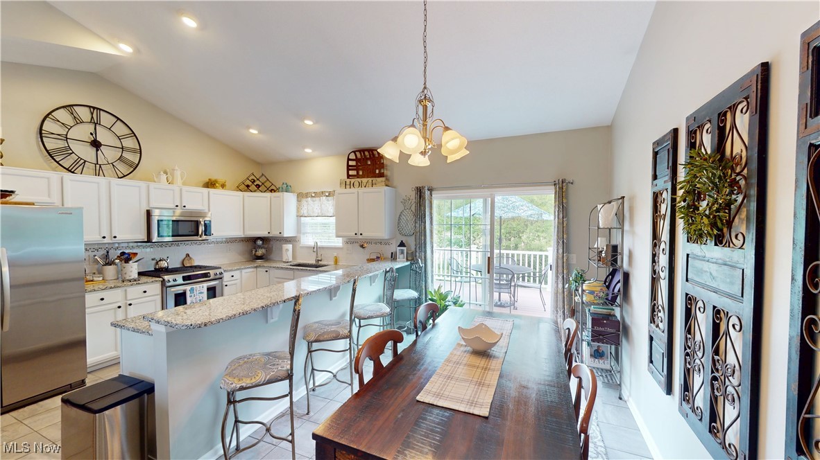 Overlook Condo/Pleasant Lakes - Residential