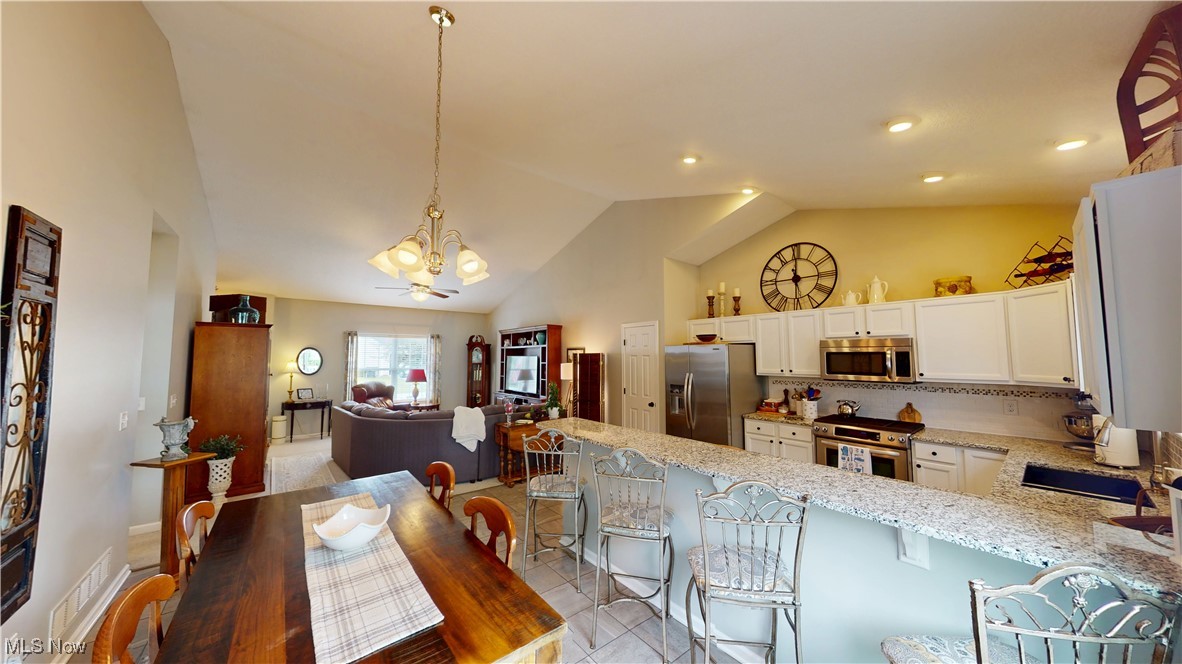 Overlook Condo/Pleasant Lakes - Residential