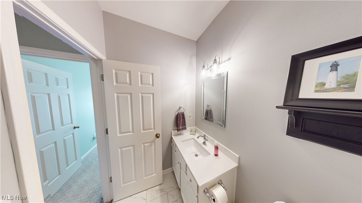 Overlook Condo/Pleasant Lakes - Residential