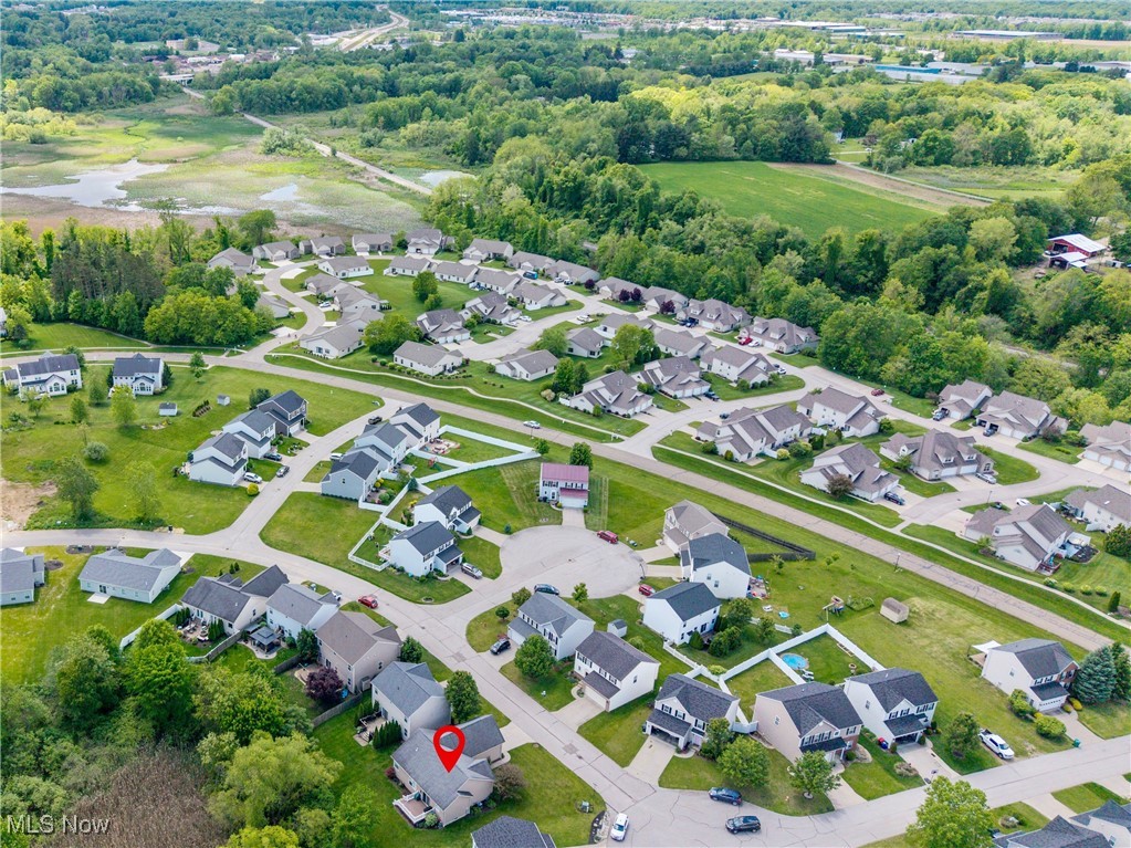 Overlook Condo/Pleasant Lakes - Residential
