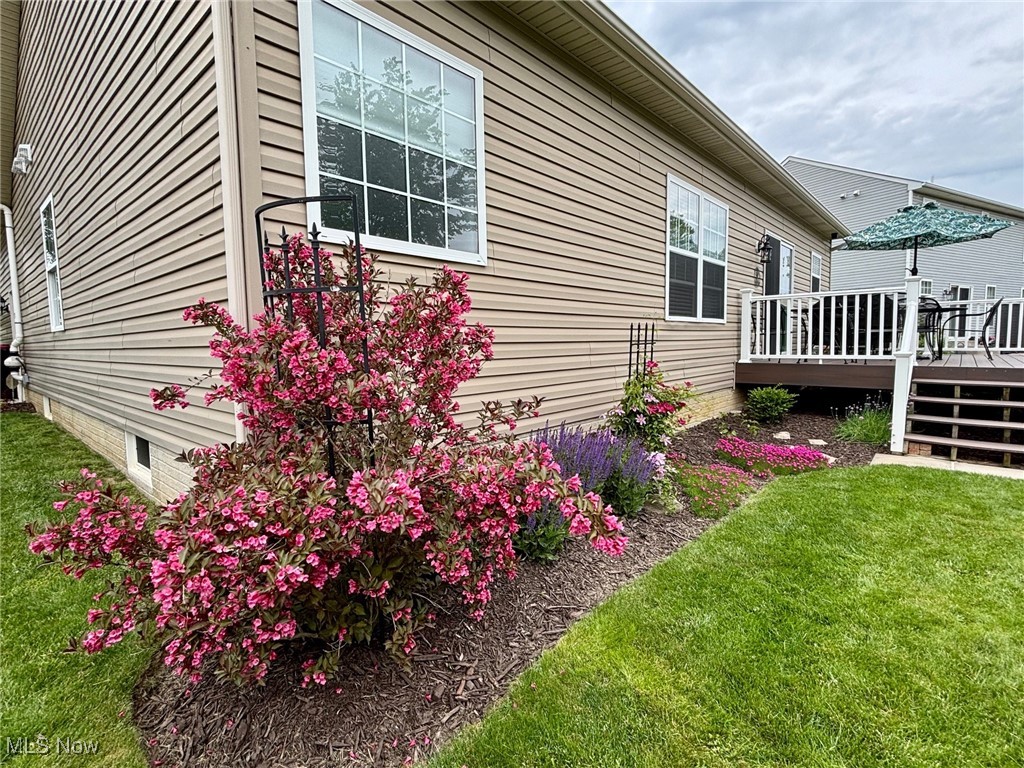 Overlook Condo/Pleasant Lakes - Residential
