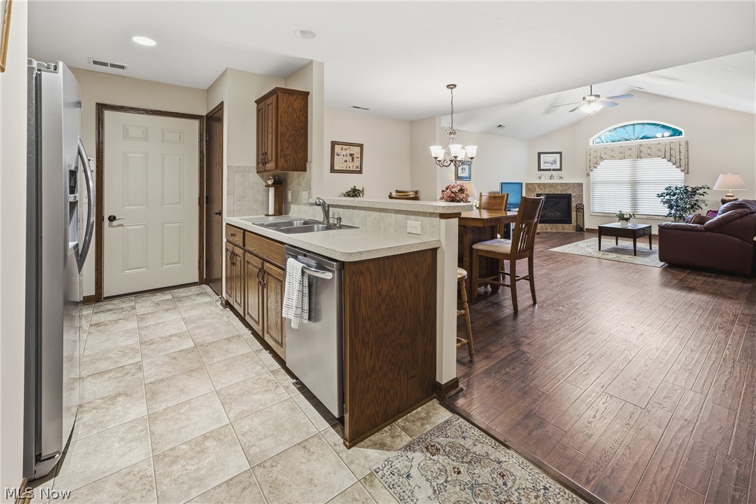Heritage Blackberry Condo Ph 5 - Residential