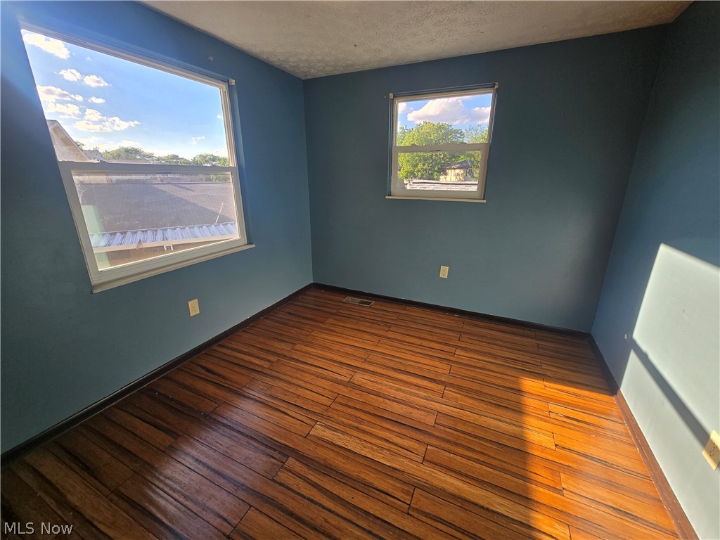 Kimberly Villas Condo - Residential