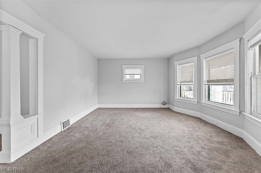 Myers & Schneiders - Residential Lease