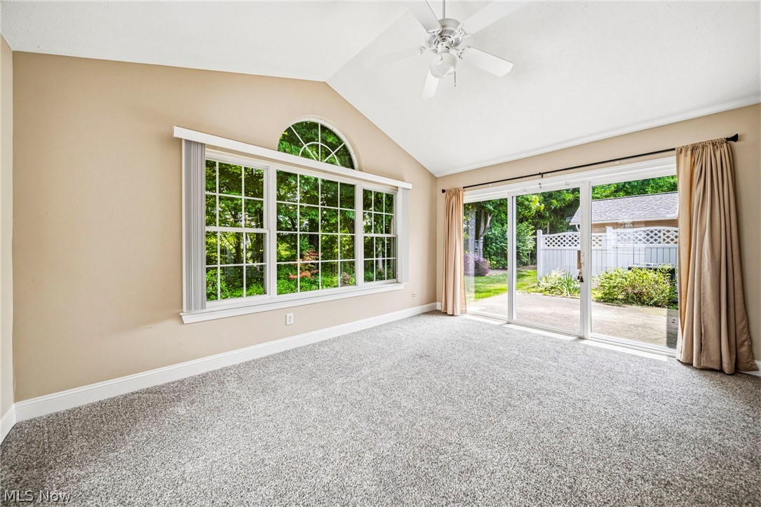 The Retreat At Rivers Edge Condo - Residential