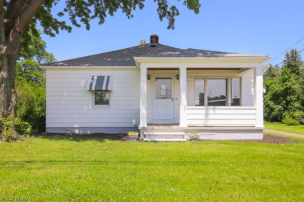 Unique opportunity. This RANCH with a potential in-law suite/designated home office nestled on a spacious lot 75x180 lot in the township! Garage spaces for 4 cars here with a 3 car garage PLUS a 1 car garage with an attached space complete with a bathroom and kitchenette/bar. Totally modern interior with fresh paint and beautiful vinyl plank flooring. Updated kitchen with stainless steel appliances. Updated flooring throughout! Enclosed sunporch. Full basement for additional space! The backyard cottage is the perfect place for in-laws or even your home office space, it offers an efficiency kitchen, full bath, living room & 1 bedroom! Lots of driveway space with turnarounds. Great curb appeal too! Sq ftg and baths listed includes the house and the garage suite (sq ft 1024/418)