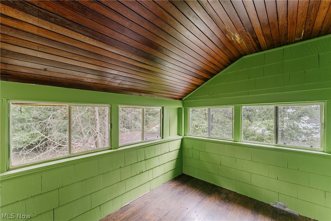 Crestwood - Residential
