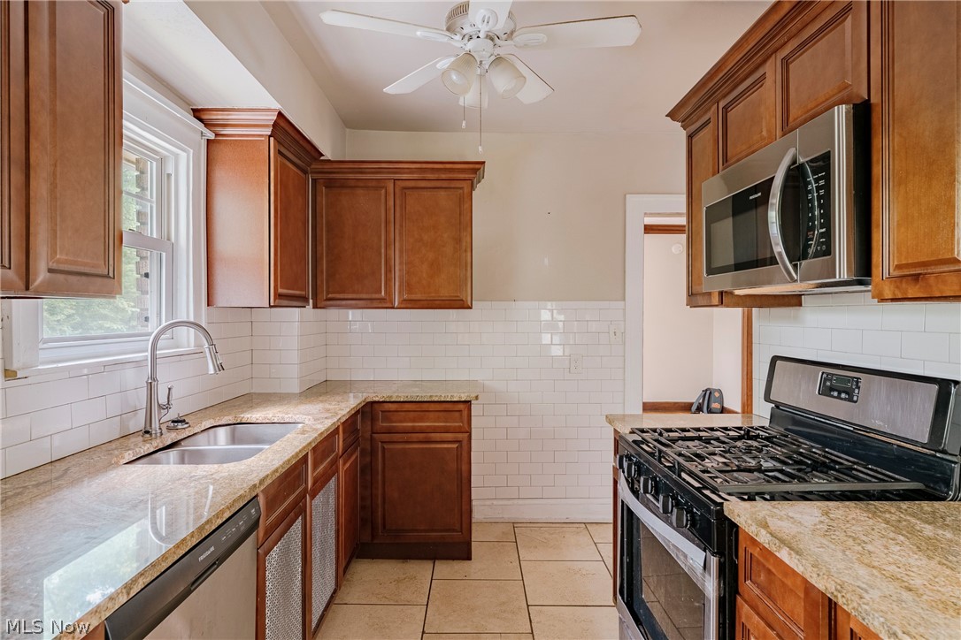 Crestwood - Residential