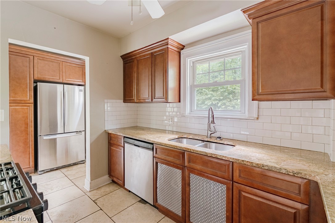 Crestwood - Residential