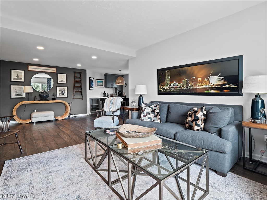 Westlake Condo - Residential