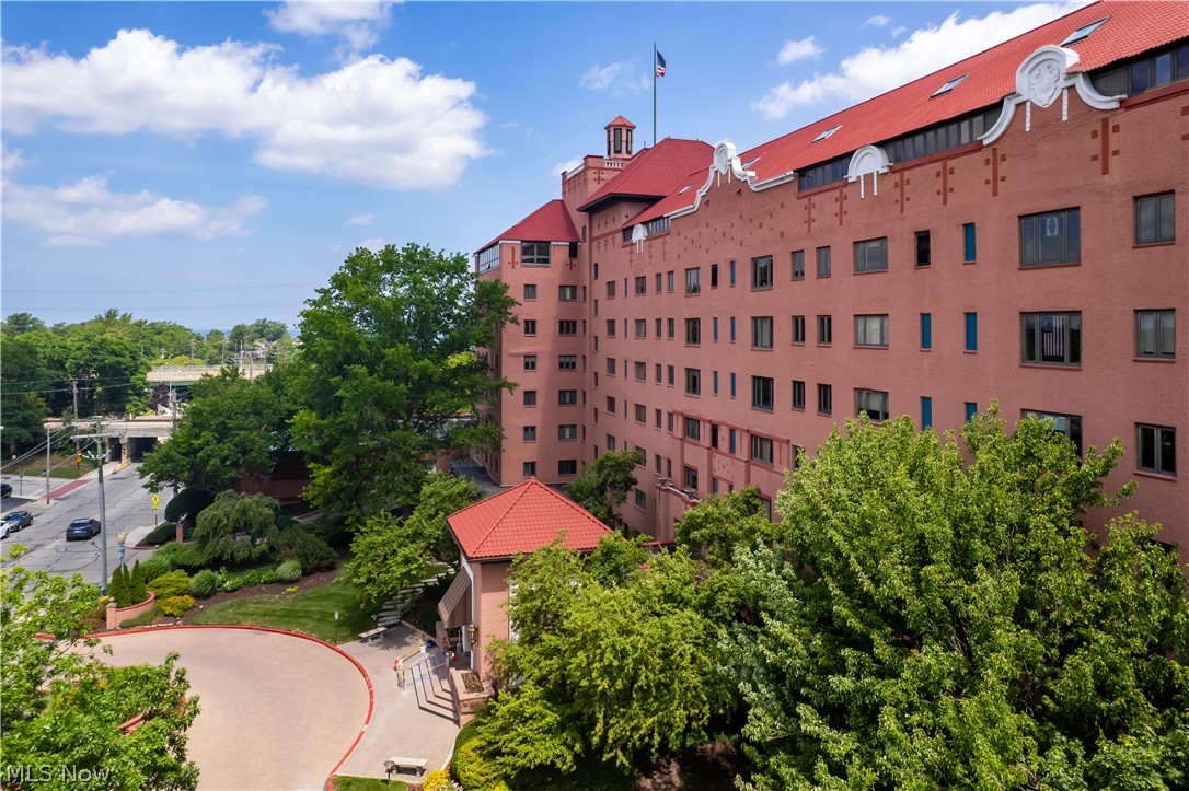 Westlake Condo - Residential