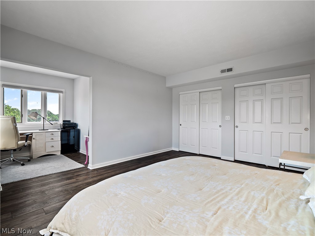 Westlake Condo - Residential