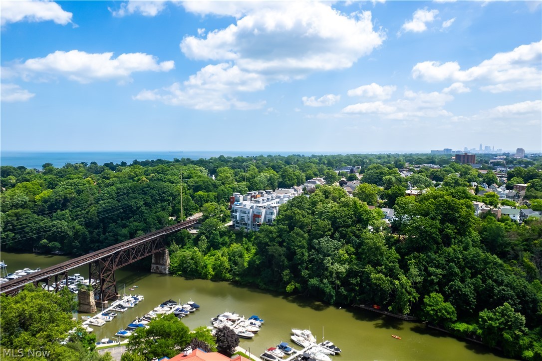 Westlake Condo - Residential