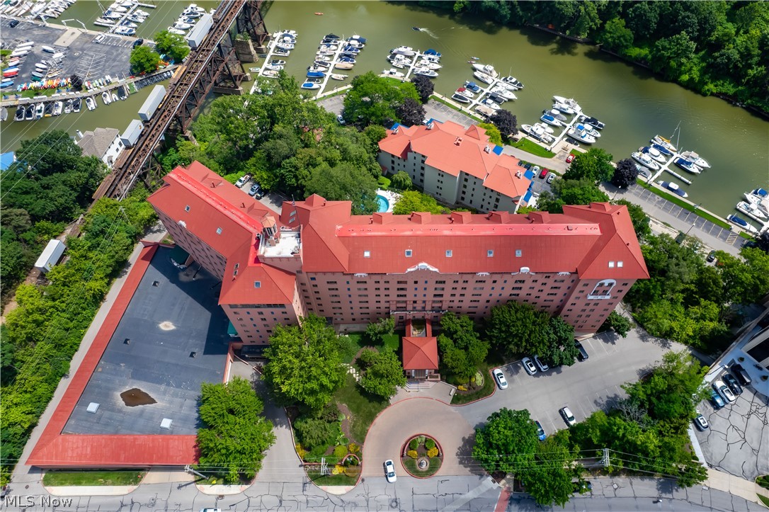Westlake Condo - Residential