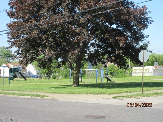 Engmer Realty & Inv Cos Woodl - Residential