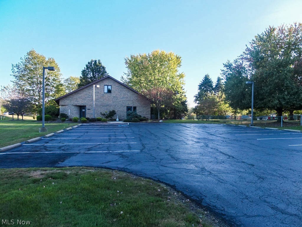 Greentree - Commercial Sale