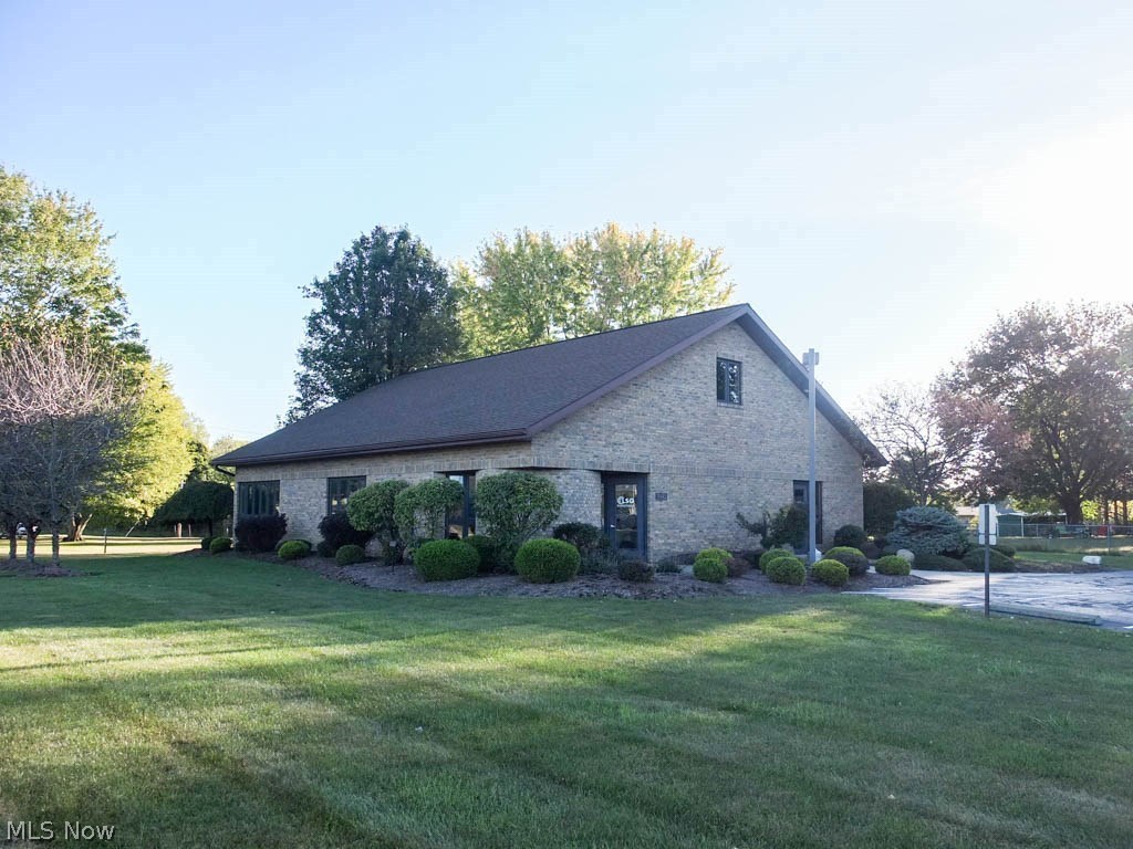 Exciting opportunity to own this prime location 2,688 square foot brick commercial building that sits on .62 acres in Uniontown! High traffic count. Zoned heating and cooling, plenty of parking and room for more, reception area, kitchen, office and cubicle set up throughout. Perfect size and location for small business and cheaper than rent! Original owner property, corner lot with great exposure and public utilities.