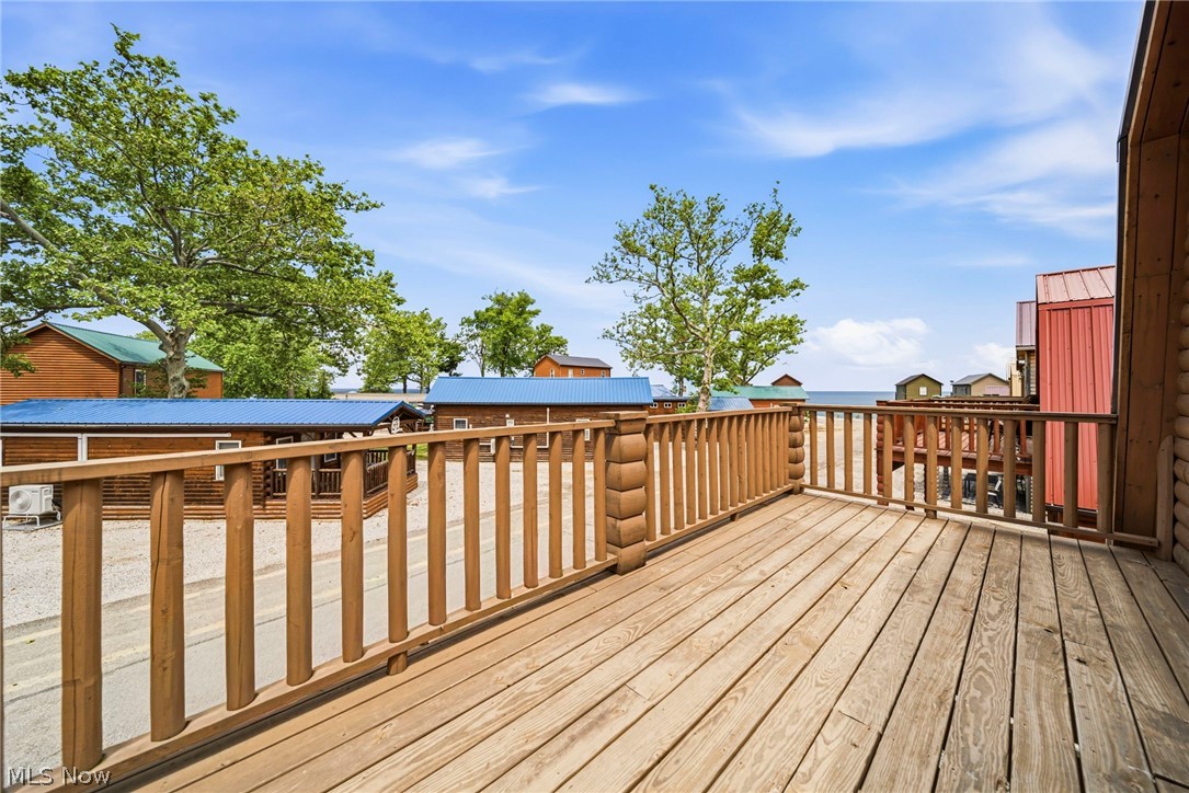 Cabins On The Lake - Residential