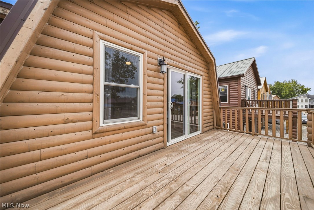 Cabins On The Lake - Residential