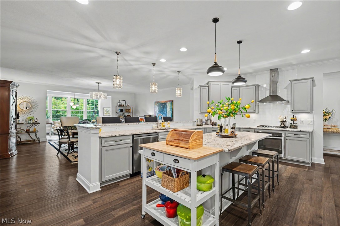 Clubside Manor Condo Ph Xlvi - Residential