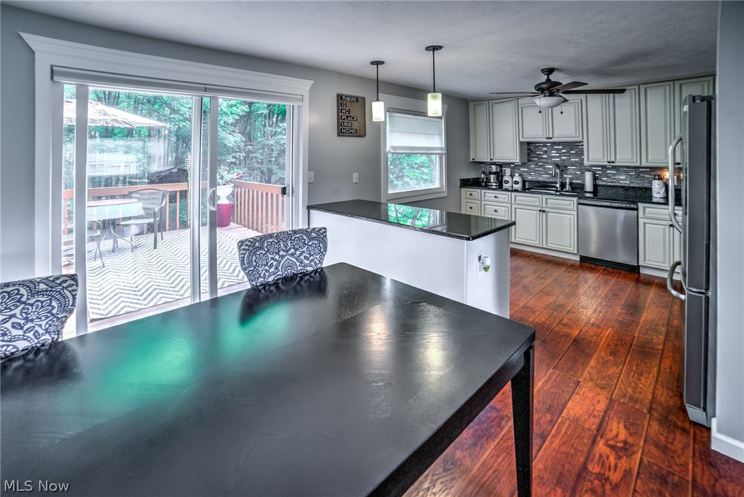 Ledge - Residential