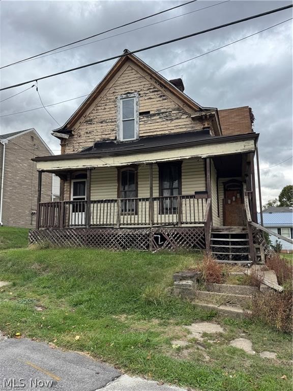 Great opportunity for investors and renovators! This property is a true value-add opportunity, ready for your vision and improvements. In need of rehab, it offers strong potential for increased equity and cash flow once updated. With solid bones and a functional layout, this home is ideal for a fix-and-flip or long-term rental addition to your investment portfolio. Conveniently located near local amenities, schools, and major routes, it’s positioned for strong rental demand and future appreciation. Bring your contractor and unlock the upside potential! Buyer to verify all information before purchase.