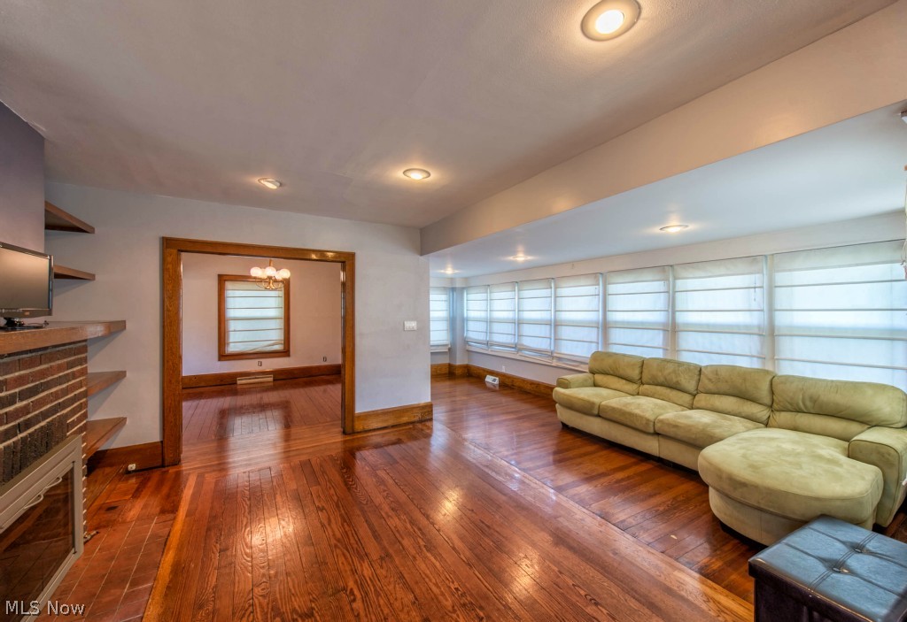 Suffield - Residential