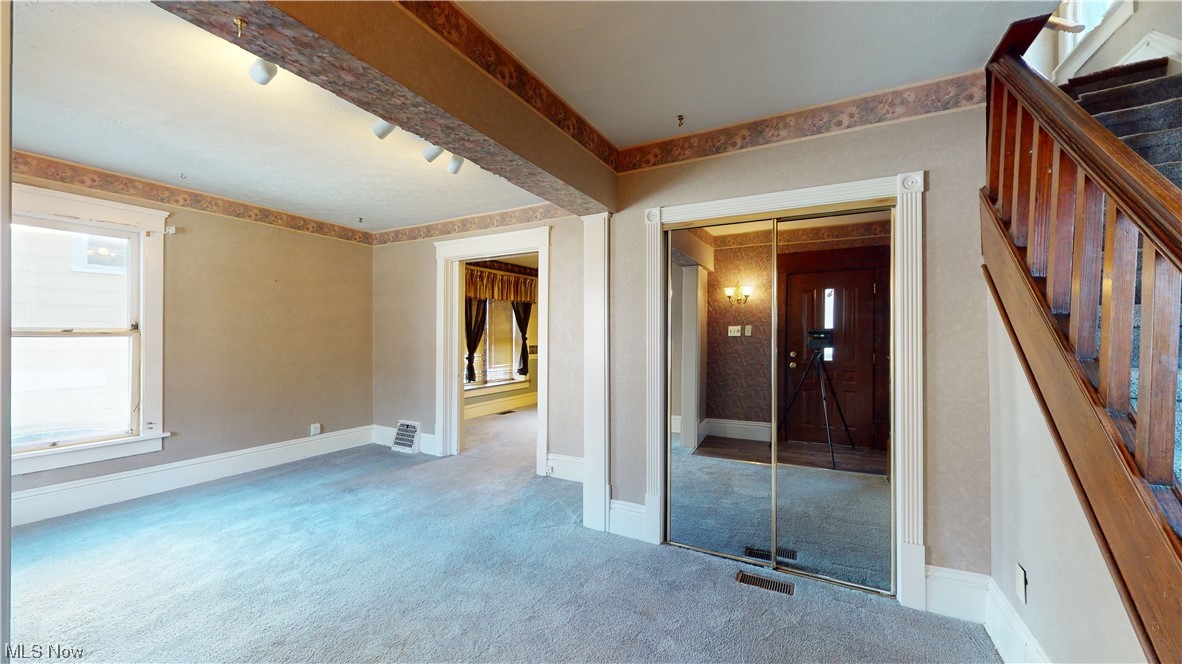 Voris - Residential