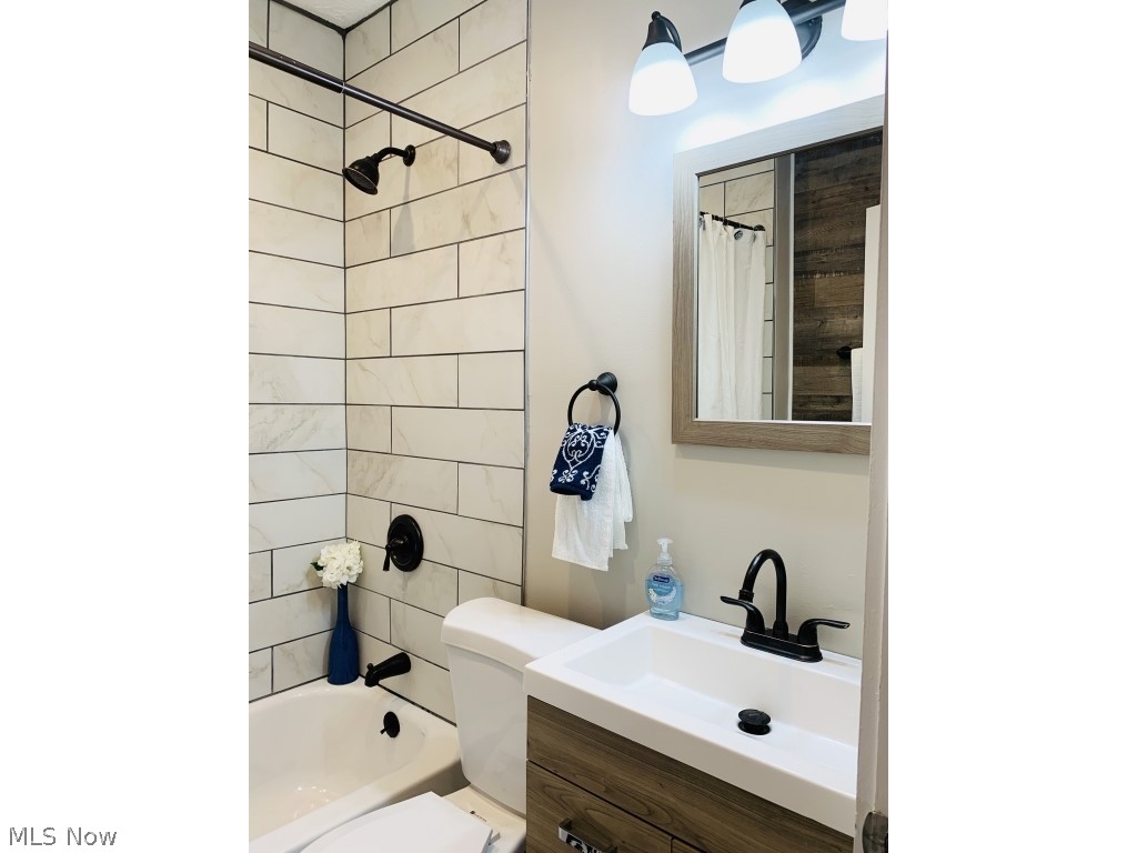 Valley Road Homes - Residential