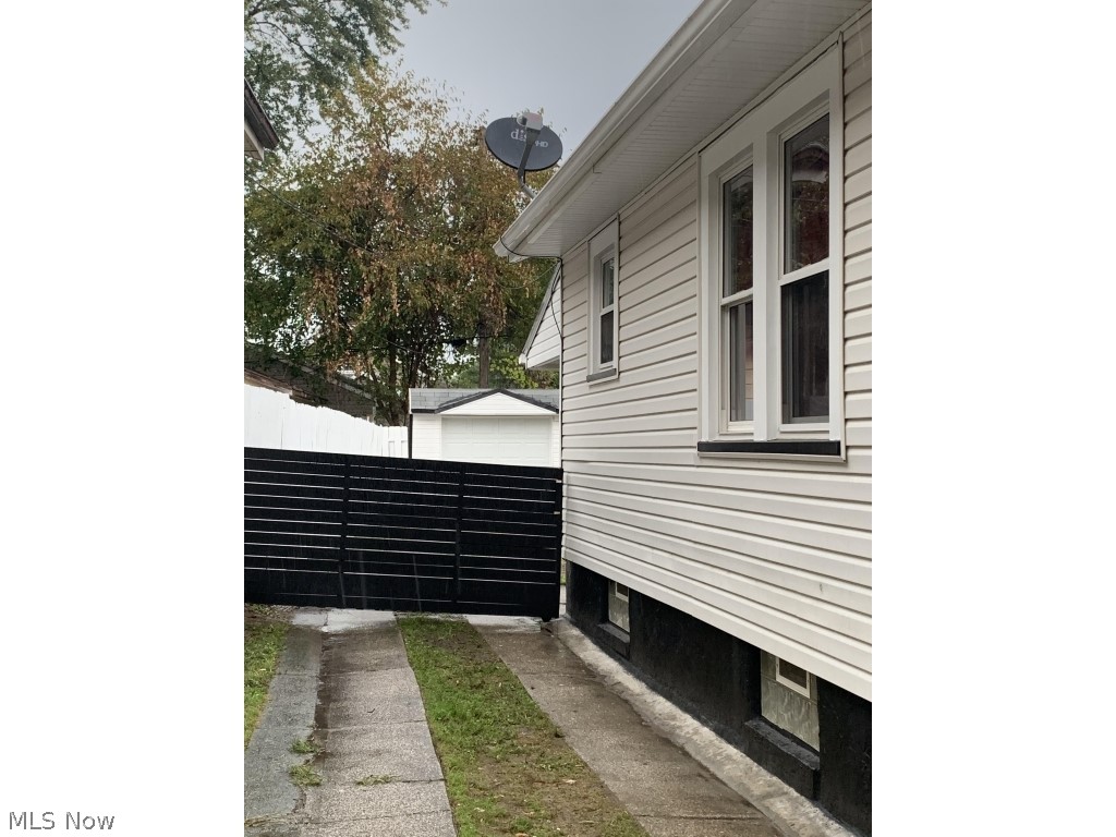 Valley Road Homes - Residential