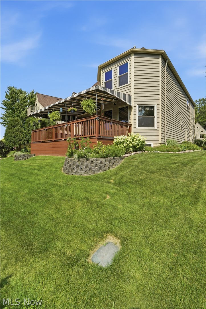 Red Tail - Residential