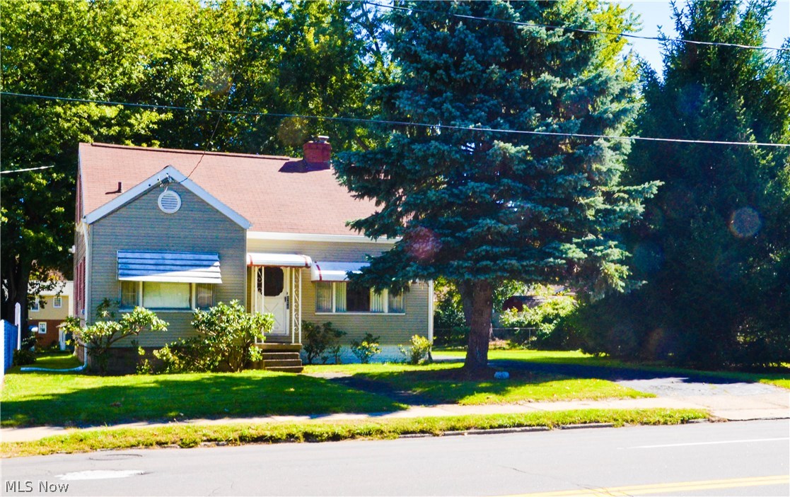 Nice Cape Cod with a great yard on a double lot, one 50'x190' and the 2nd, 50'x145' for a total of .38 acres in the heart of Ellet! This spacious city lot also features a 2 1/2 car garage and is partially fenced in. Great starter home with 3 bedrooms, a dining room and a living room with a gas fireplace. Reasonably priced so you'll have instant equity. Don't wait, this one will sell fast! Taxes include assessments for street lighting and street sweeping.