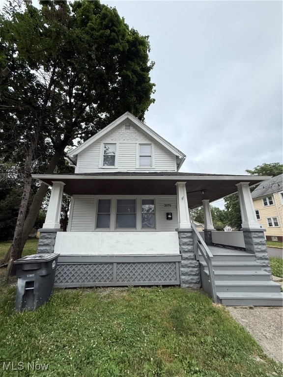 J G M Hoyts - Residential Lease