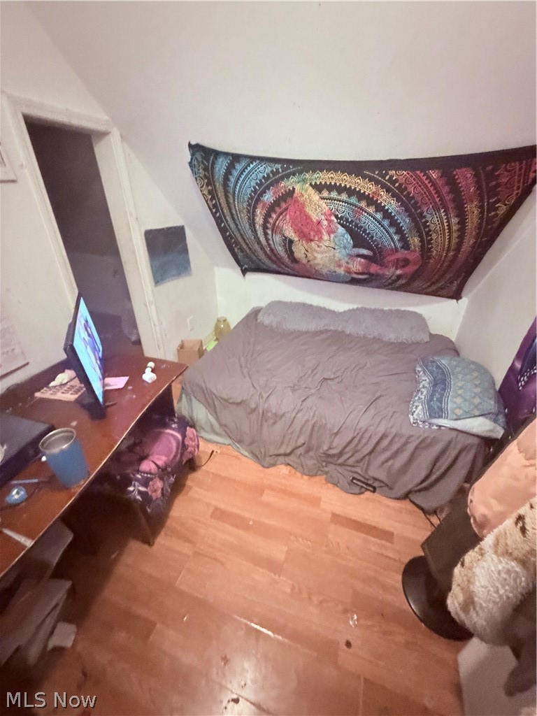 Halloway - Residential