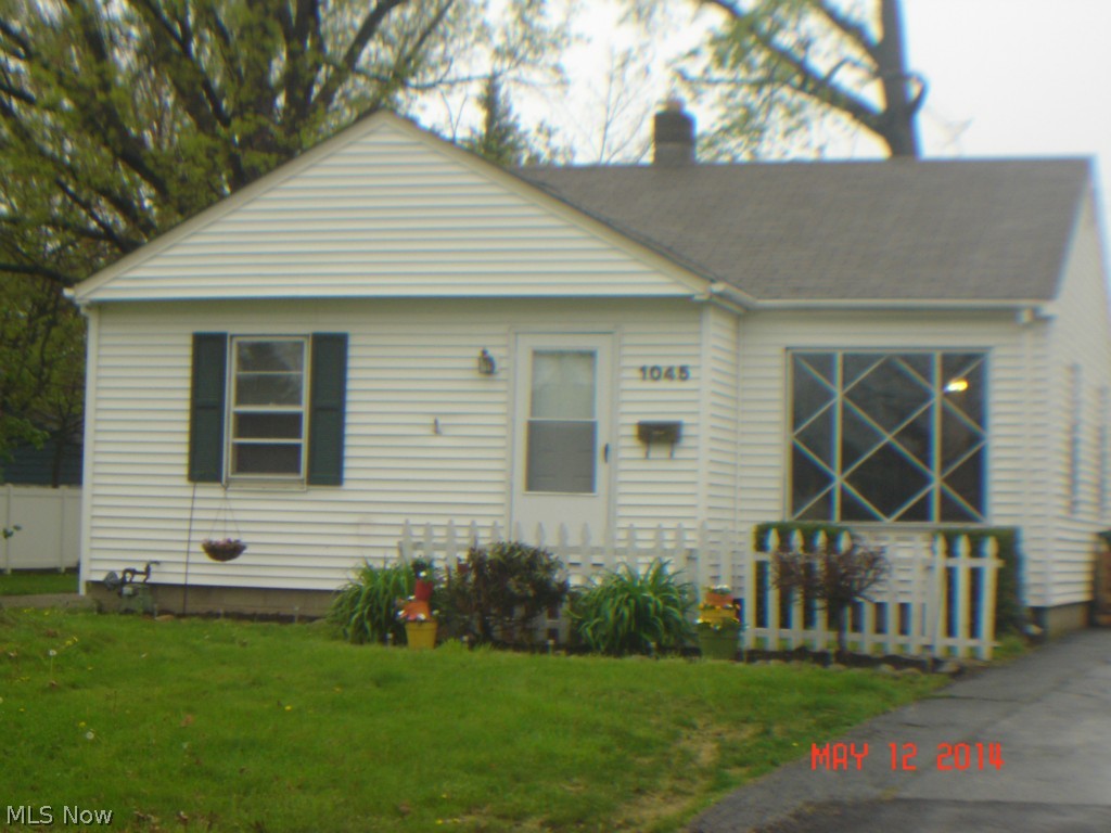 Adorable 2, plus single full bath ranch with a detached one car garage. Deck off back off house, plus a storage shed, Refrigerator, oven, washer and dryer stay. Backyard is completely fenced in (chain link). Attic storage also available. No pets. First and last month's security deposit. Immediate occupancy available.