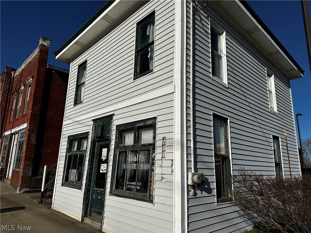 Village/Jefferson - Commercial Lease