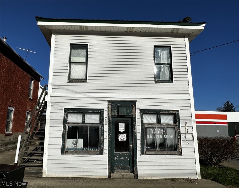 Cute retail space in the heart of Jefferson available for your current or future business dreams. Bring this long-time barber shop back to life with your fresh ideas & creativity! The first floor is a blank slate and could make a nice little shop. Big windows facing the main street in town. There's a bathroom, small storage room, and the main area is all wide open. 2nd floor for overflow dry storage purposes only. This is a fabulous location for any retail shop, so bring your idea and make it happen! Lease terms negotiable.
