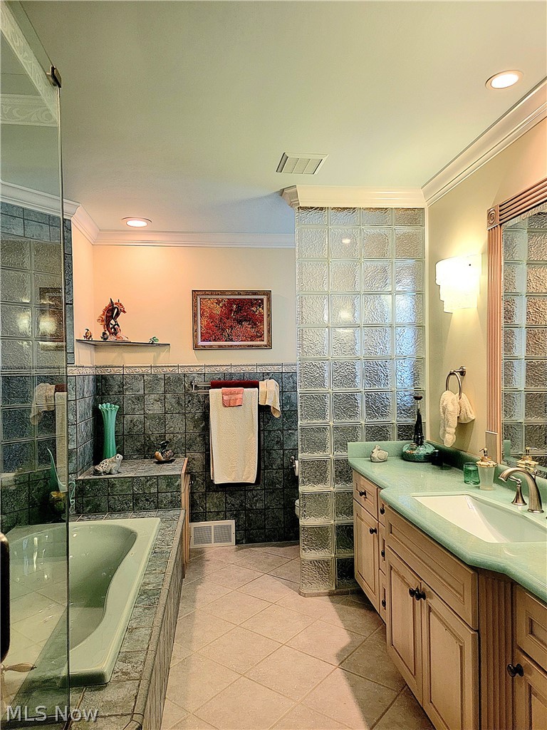 Shaker Country Estates 33 - Residential