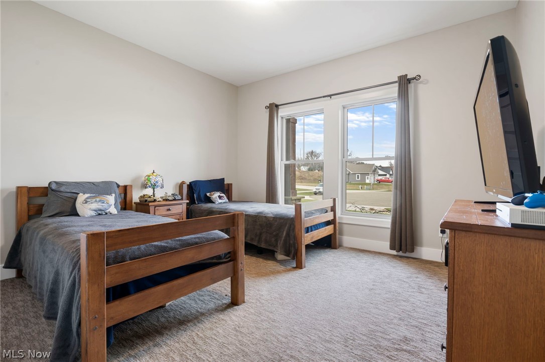 Whole/Lk Ospgs Village - Residential