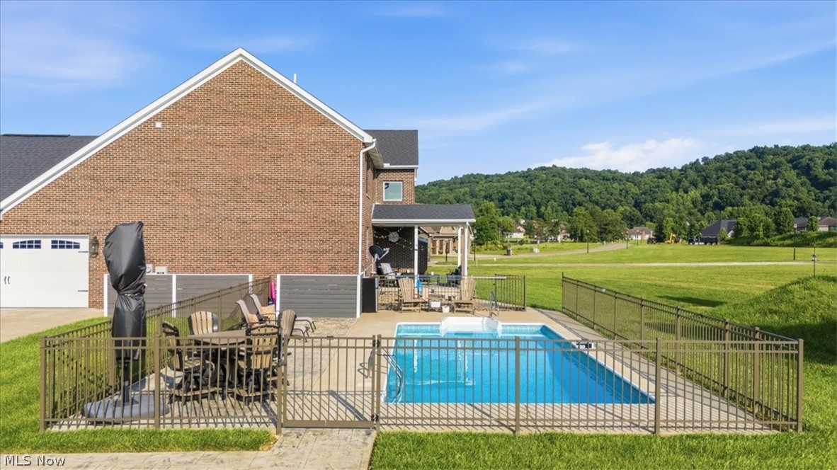 Imperial Pointe Sub - Residential